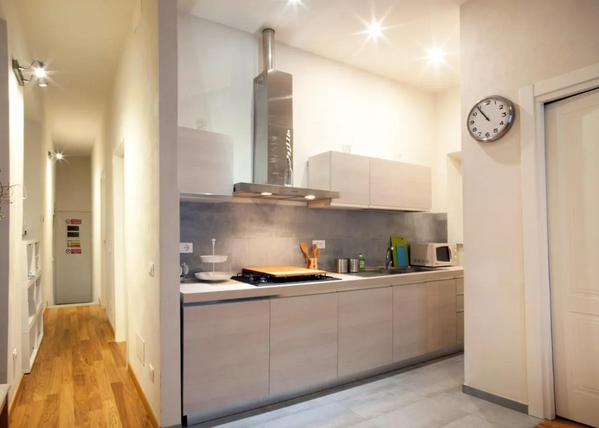 Suite Home Pisa Lägenhet